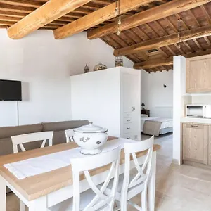 La Piazza - Con Vista Apartment