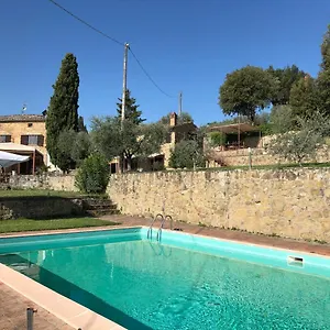 Podere Zelmira Apartment
